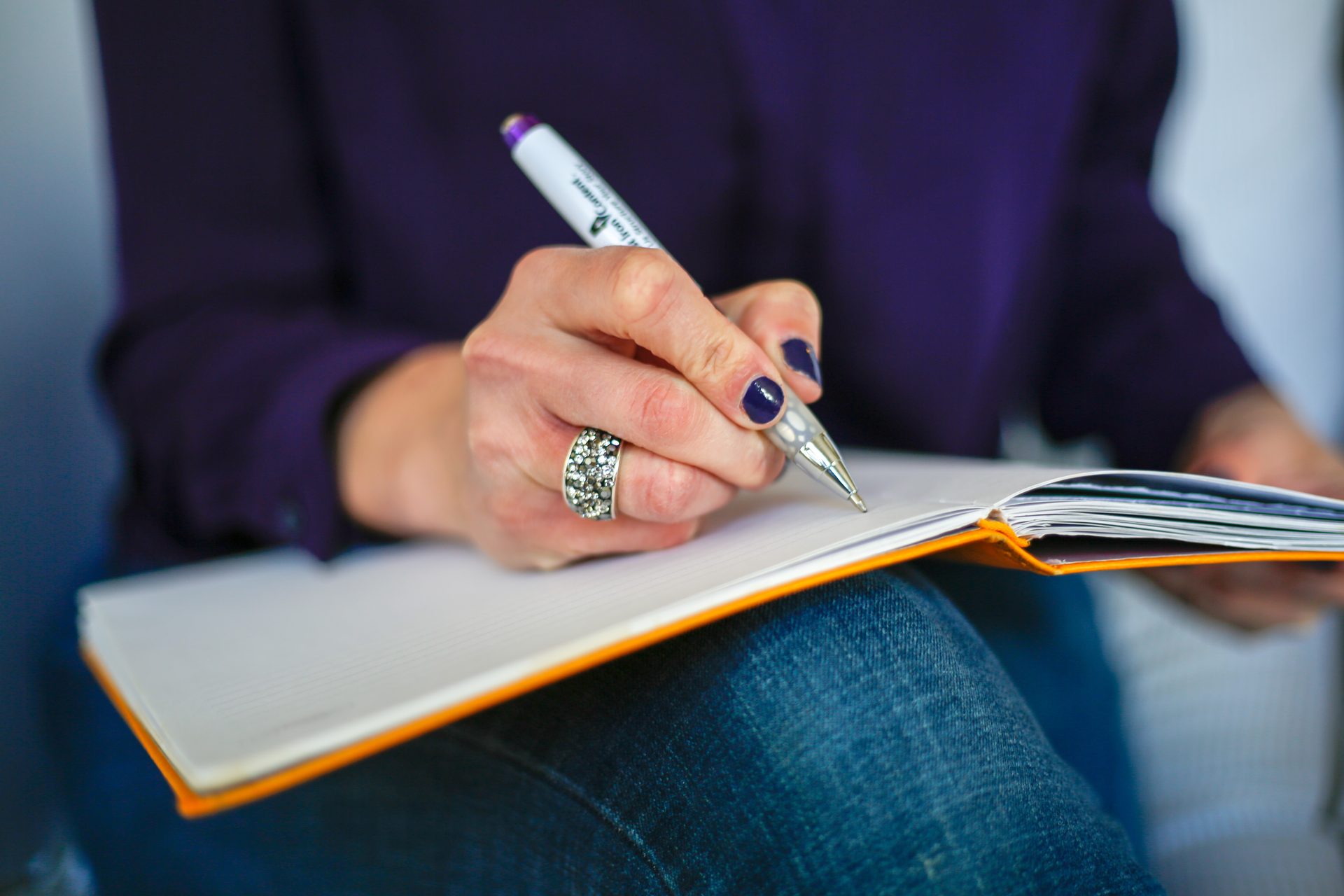 Journaling for Emotional Healing: A Beginner's Guide