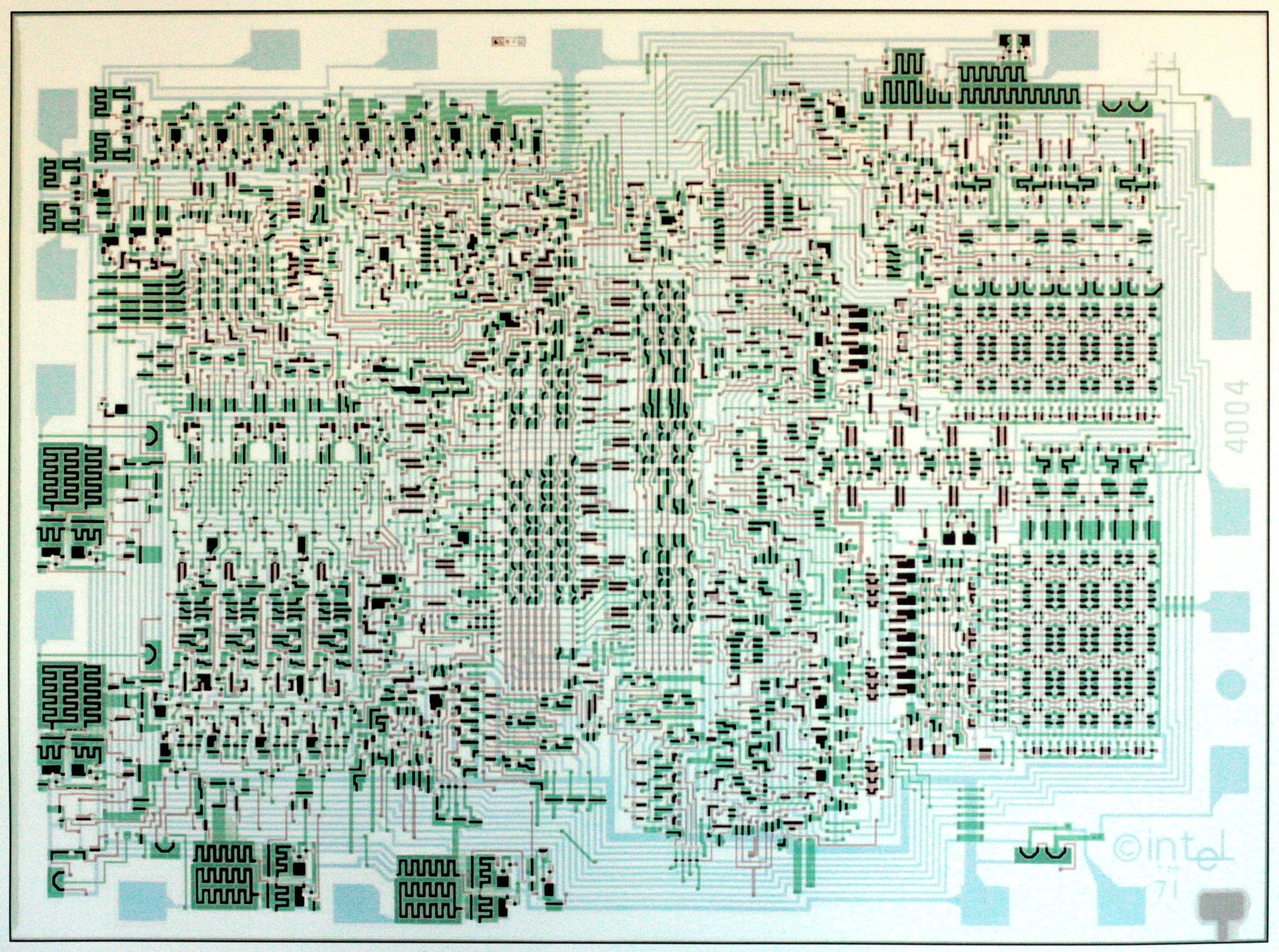 Microchip processor layout and silicon circuitry